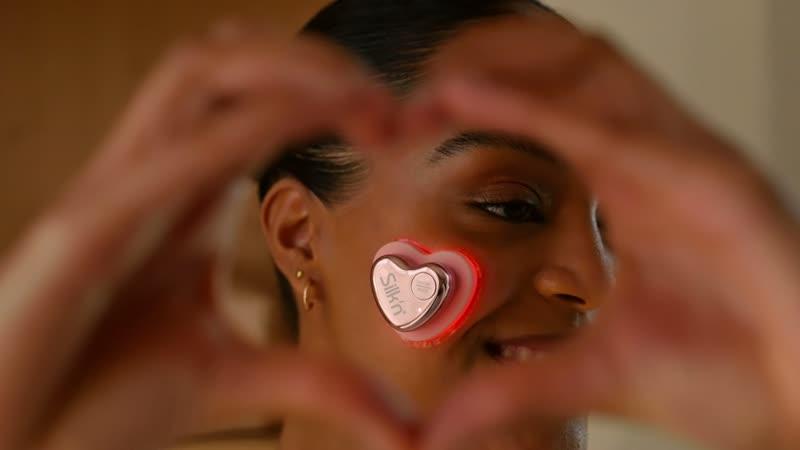 Video showing woman putting on the LED Face Mask Pro