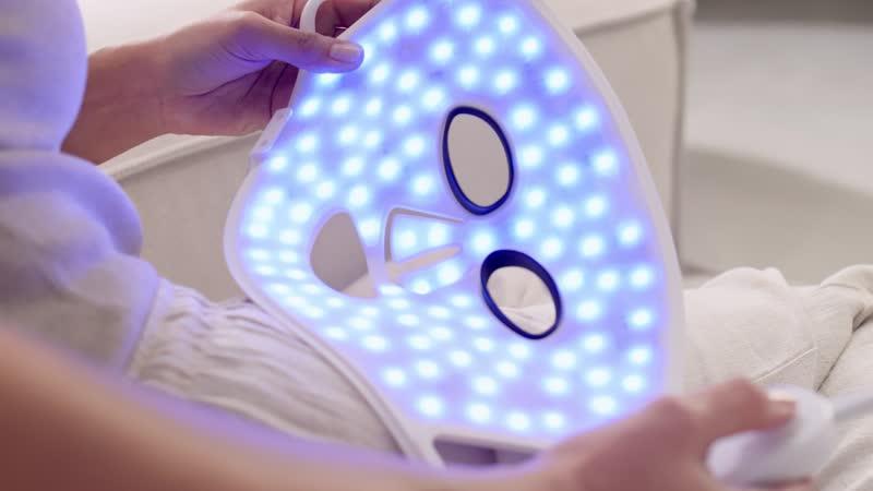 LED vs. Cryotherapy: Which Skincare Technology is Right for You?