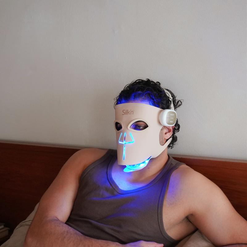 LED Face Mask Pro