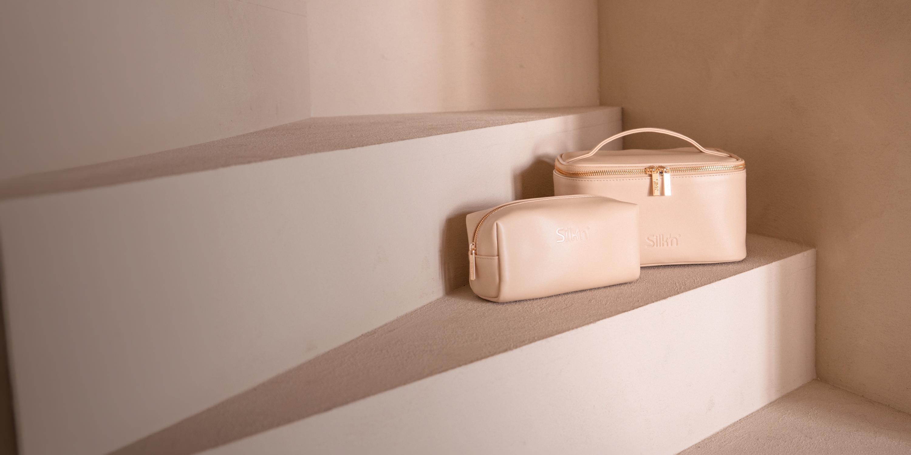 Image of the Silk'n Gift with purchase: Beauty Case and pouch