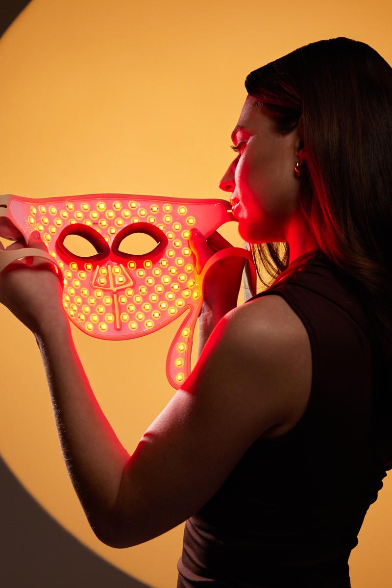 Woman ready to put on her Silk'n LED Face Mask Pro