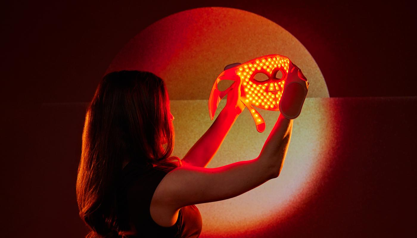 What Experts Actually Look For in an LED Mask
