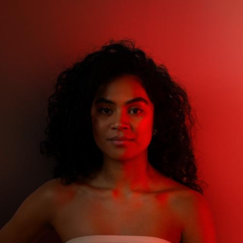 LED vs. Cryotherapy: Which Skincare Technology is Right for You?